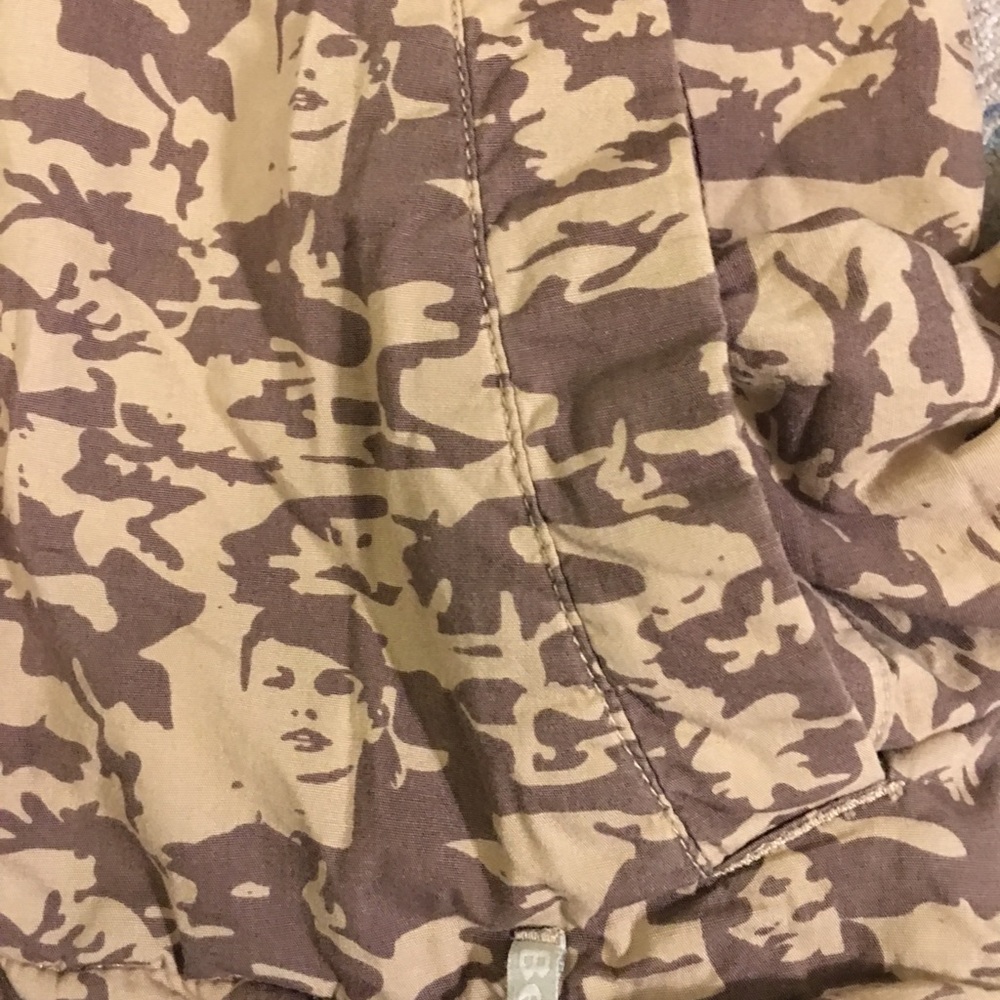 Bench - Picture 2 of 4